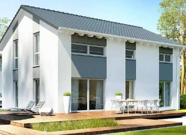 Enovia Haus - EFH - Vielseitige 141 Moderne, zweigeschossige Wohnhaus mit weißen Wänden und Satteldach, umgeben von Grünfläche.