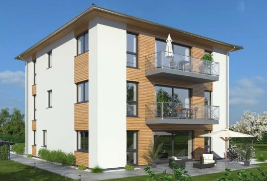 Moderner dreistöckiger Wohnhaus mit Balkonen und Gartenbereich.