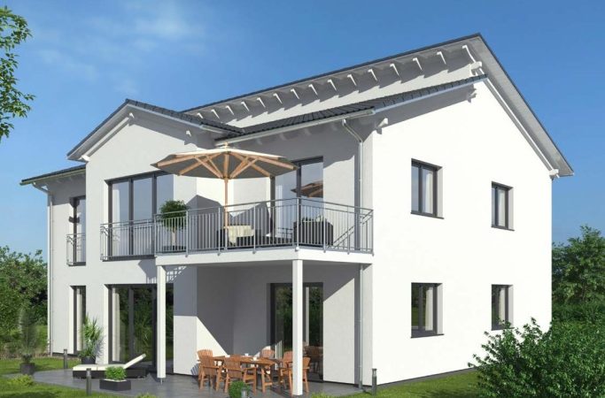 Drevo 2 Fam.Haus 238 VP Modernes, zweigeschossiges, weißes Haus mit Balkon und Terrasse im Grünen.
